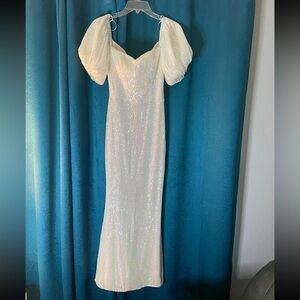 NWT Heart & Heels Sequin Gown